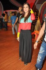 Sonali Bendra On the sets of Hindustan Ke Hunarbaaz show on 11th Sept 2012 (131).JPG
